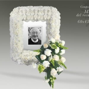 Corona de orquídeas blancas para funeral Madrid Ajalvir